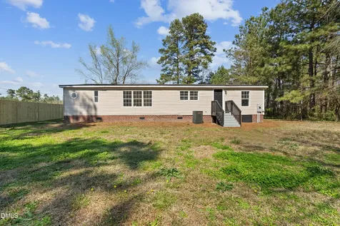 193 John L Road Maxton NC 28364