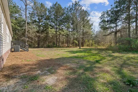 193 John L Road Maxton NC 28364