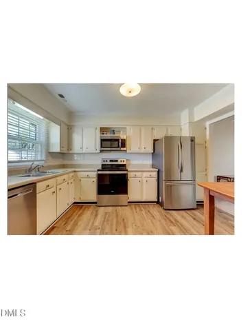 556 Isley Place Burlington NC 27215