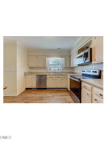 556 Isley Place Burlington NC 27215