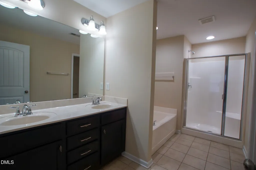 2404 Swans Rest Way Raleigh NC 27606