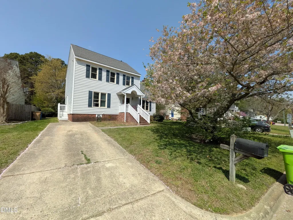 8209 Bellingham Circle Raleigh NC 27615
