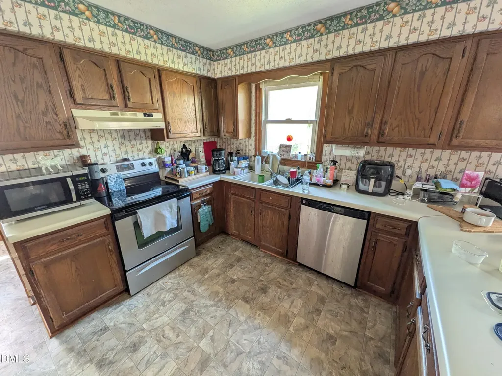 8209 Bellingham Circle Raleigh NC 27615
