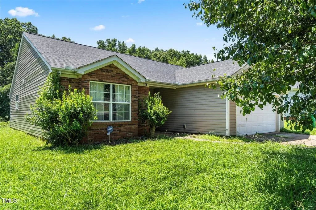 1501 Clooney Lane Charlotte NC 28262