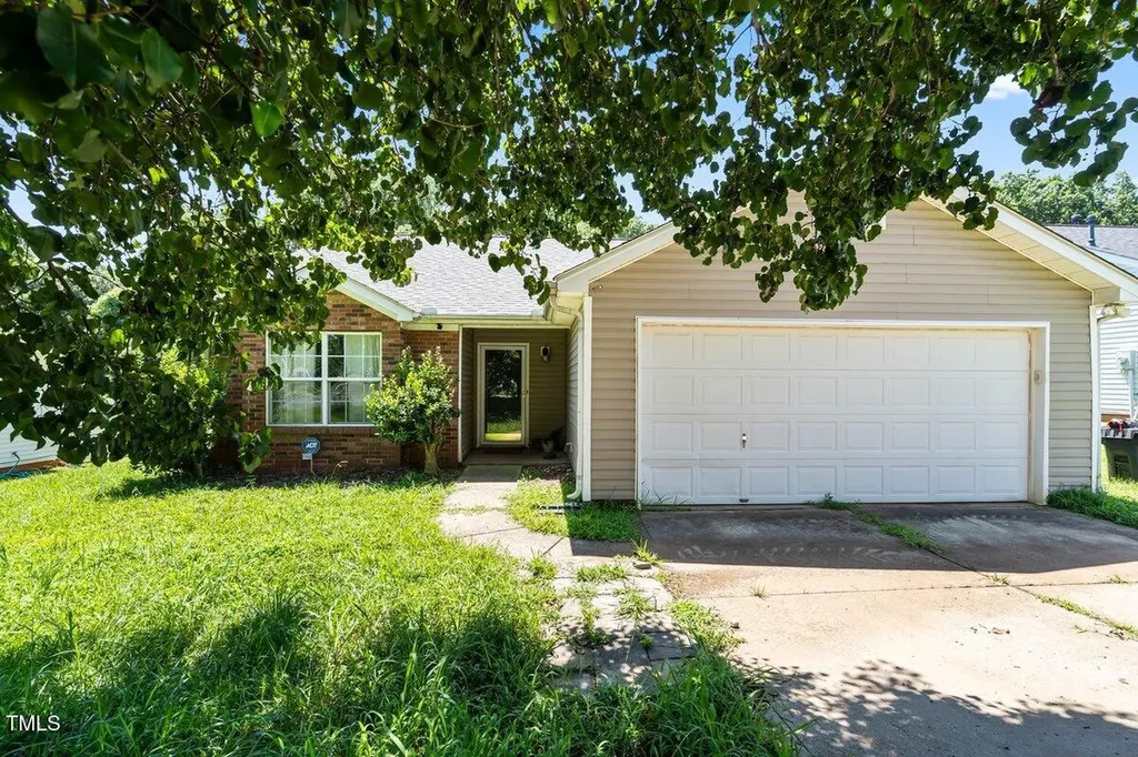 1501 Clooney Lane Charlotte NC 28262