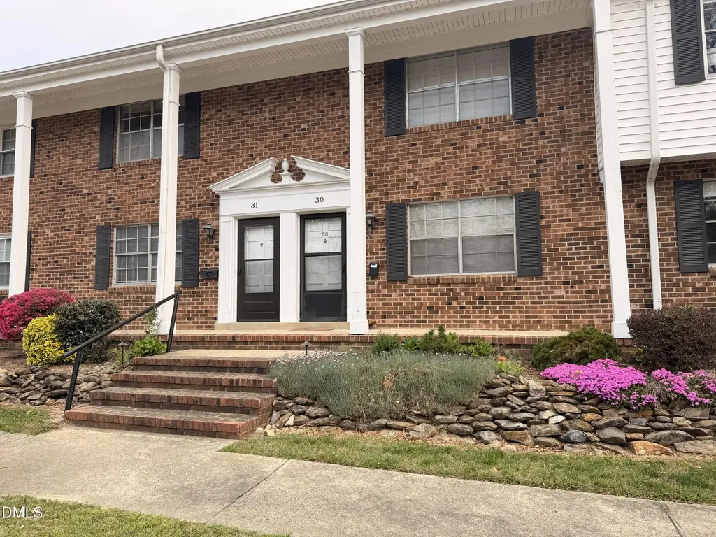 1002 Willow Drive Chapel Hill NC 27514