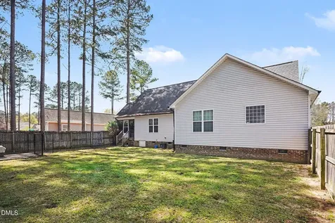11 Cashew Lane Smithfield NC 27577