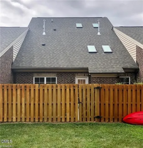 2703 Kingsbury Court Burlington NC 27215