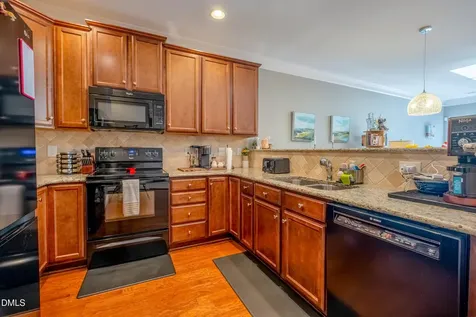 2703 Kingsbury Court Burlington NC 27215