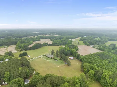 8042 N Nc Highway 58 Castalia NC 27816