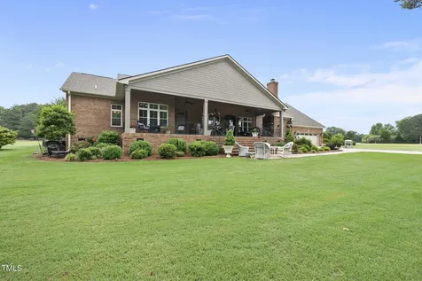 8042 N Nc Highway 58 Castalia NC 27816