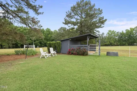 8042 N Nc Highway 58 Castalia NC 27816
