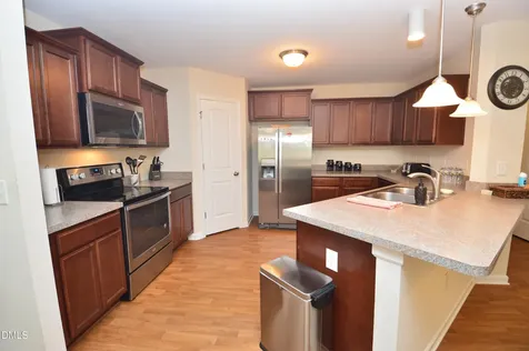 7505 Oliver Park Drive Whitsett NC 27377