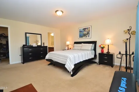 7505 Oliver Park Drive Whitsett NC 27377