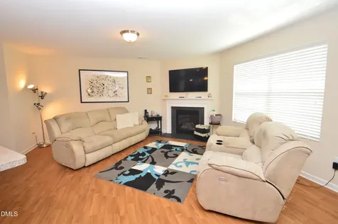 7505 Oliver Park Drive Whitsett NC 27377