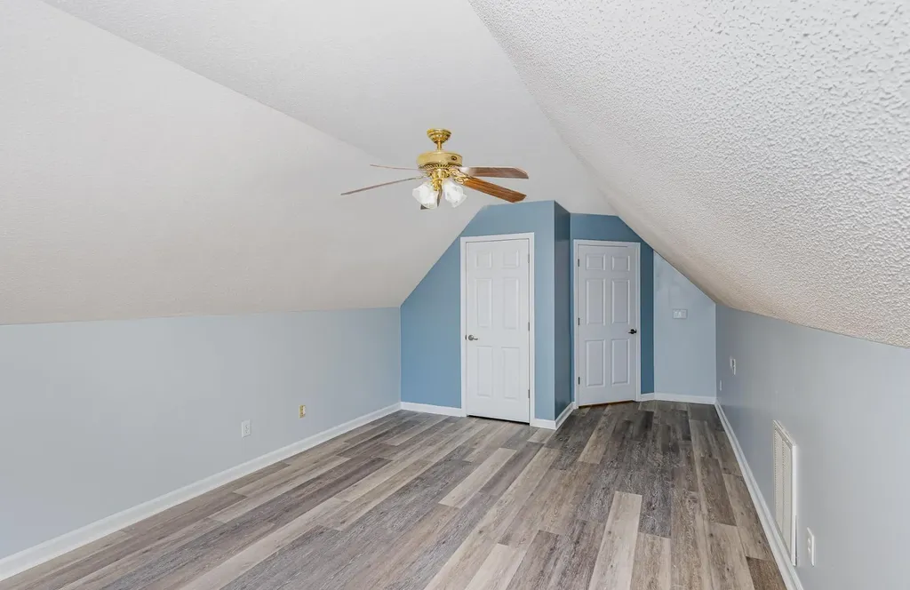 9212 Erinsbrook Drive Raleigh NC 27617
