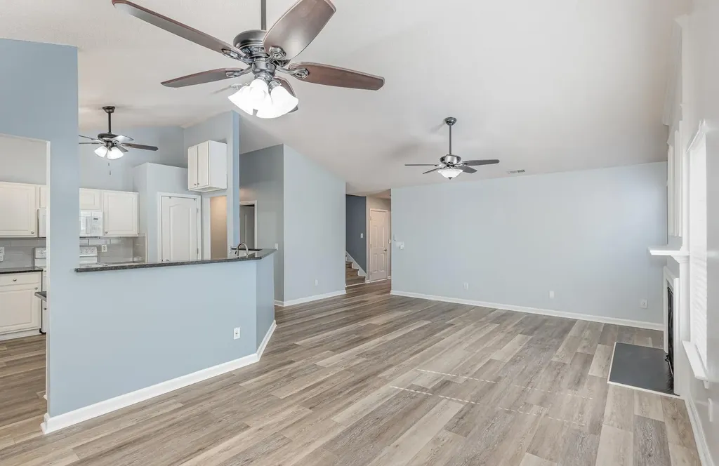 9212 Erinsbrook Drive Raleigh NC 27617