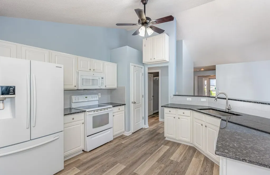 9212 Erinsbrook Drive Raleigh NC 27617