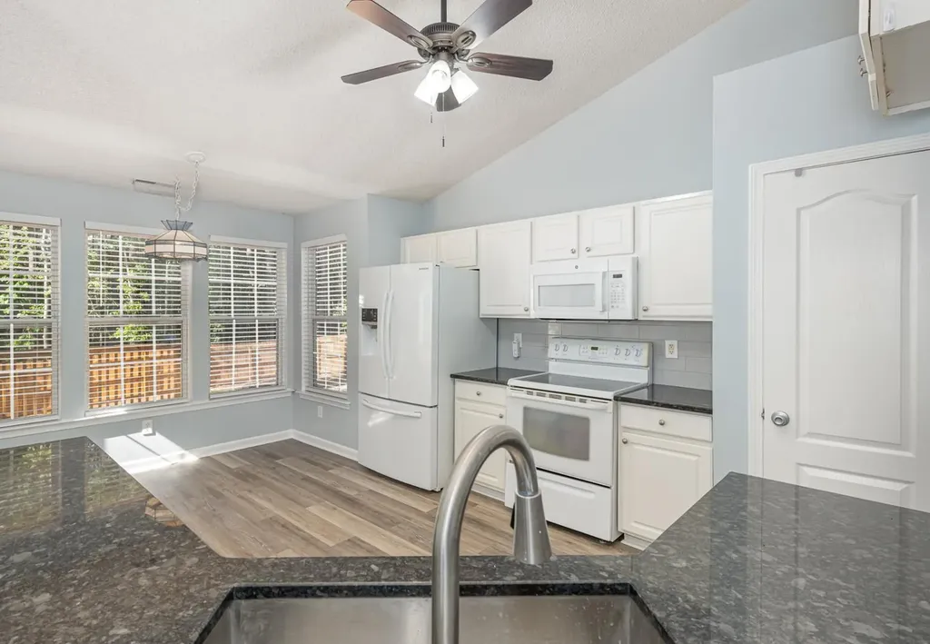 9212 Erinsbrook Drive Raleigh NC 27617