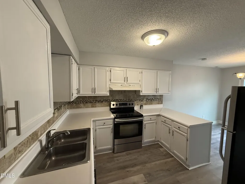 4803 Walenda Drive Raleigh NC 27604