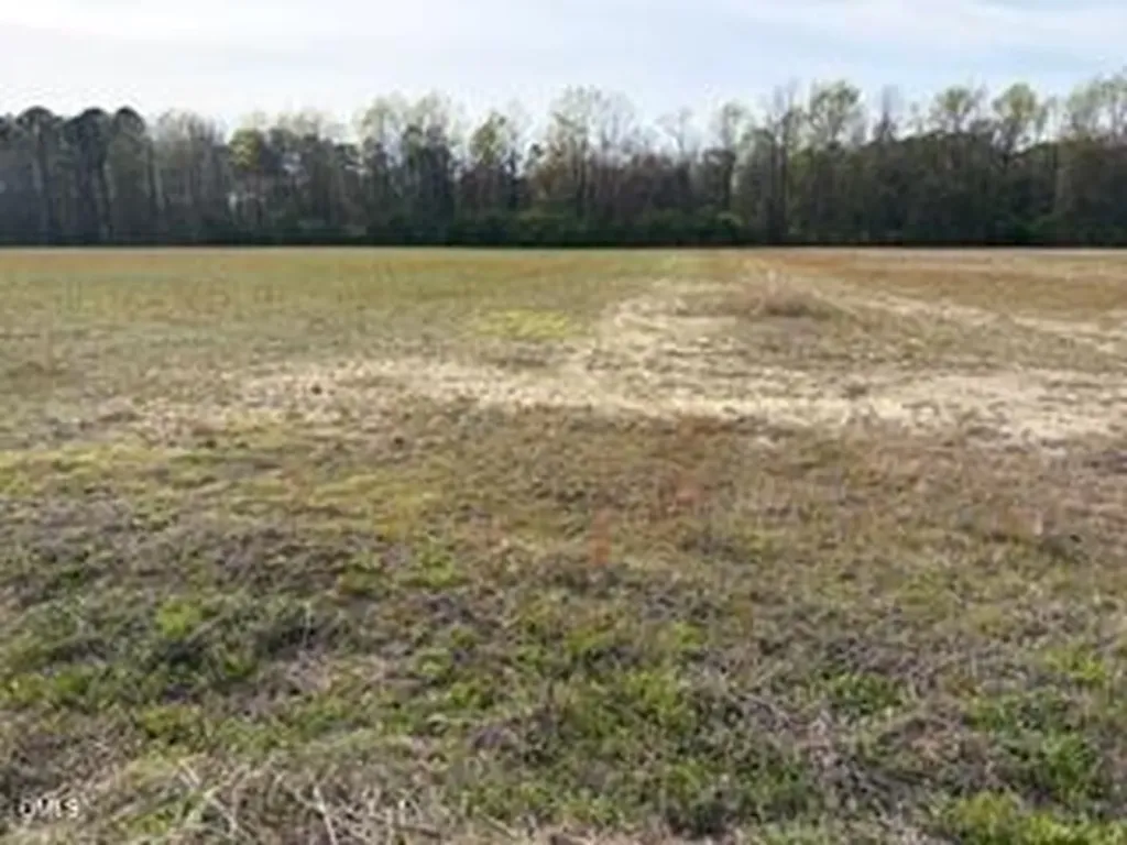 4700H Nc Highway 242 S Dunn NC 28334