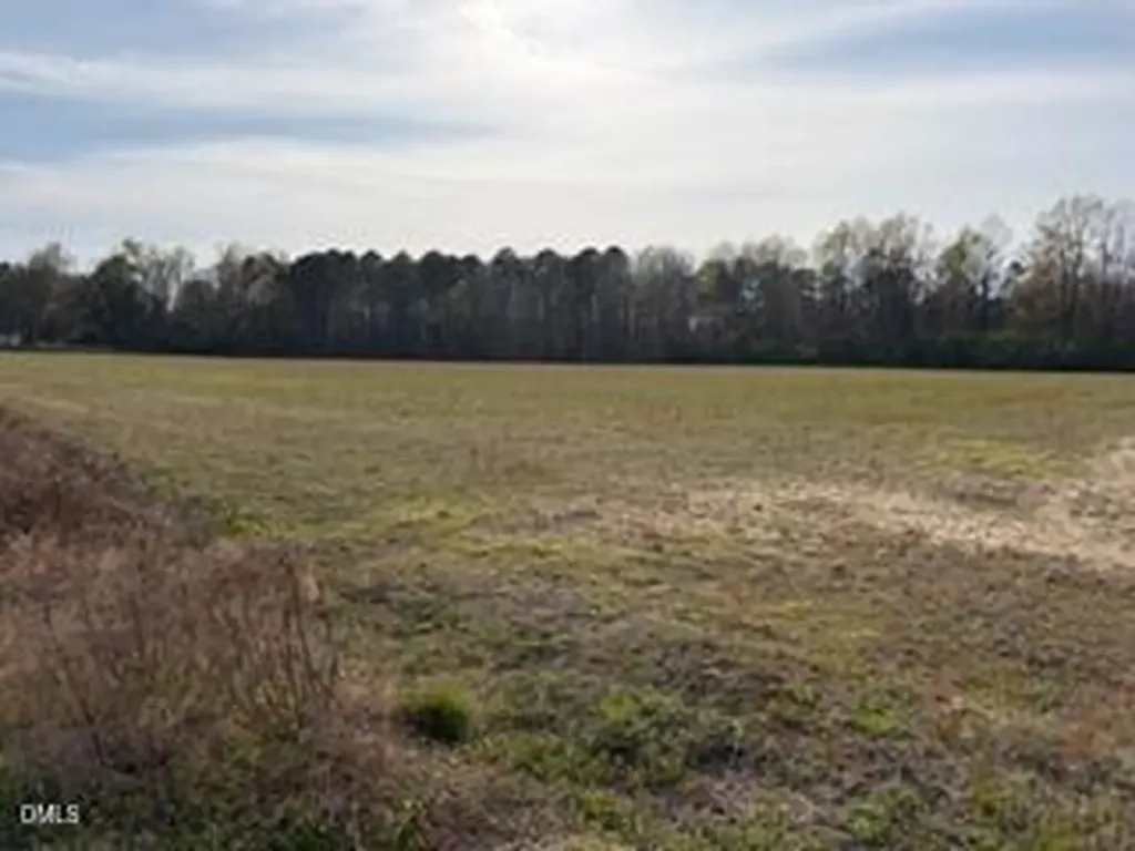 4700H Nc Highway 242 S Dunn NC 28334