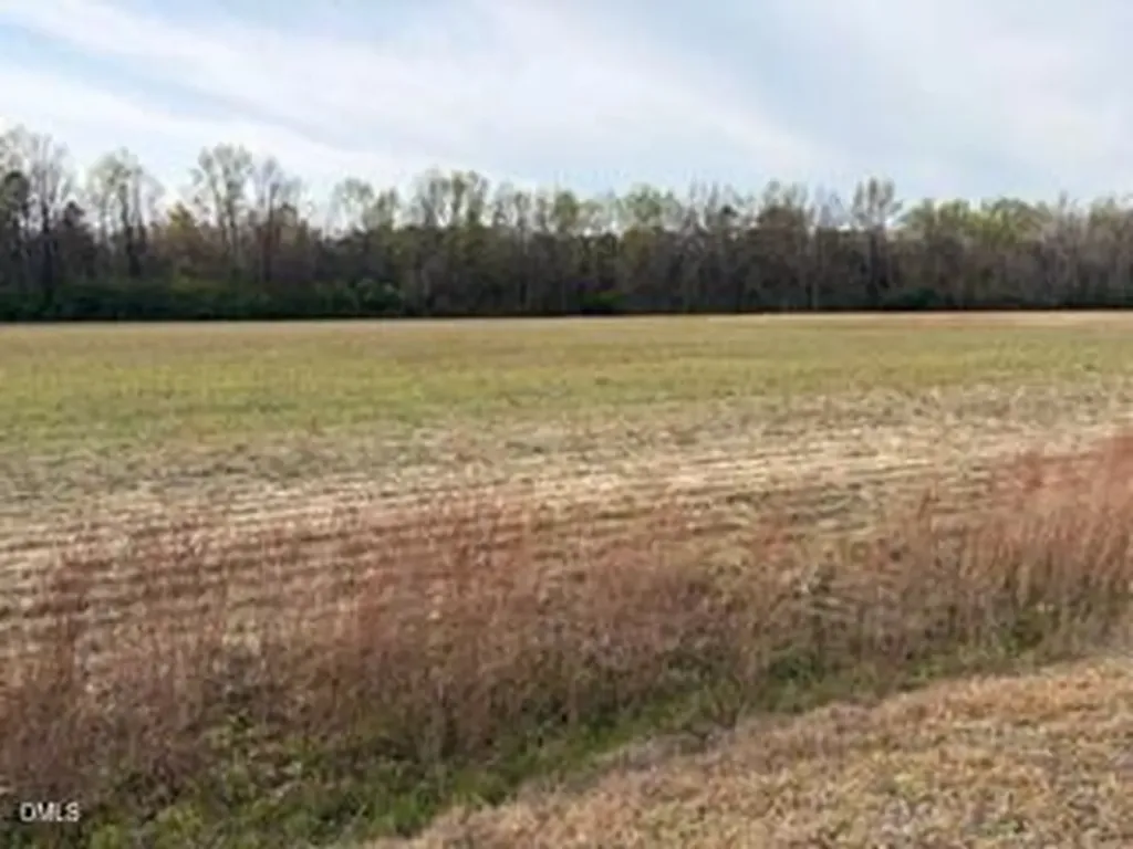 4700H Nc Highway 242 S Dunn NC 28334