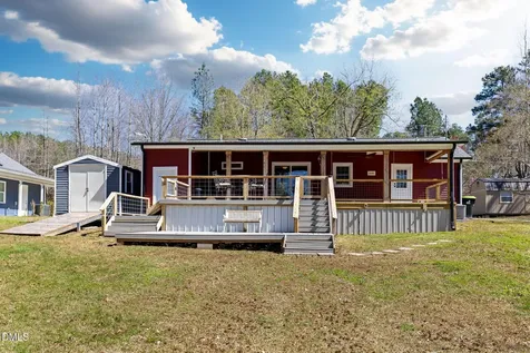 1176 Cedar Cove Road Henderson NC 27537