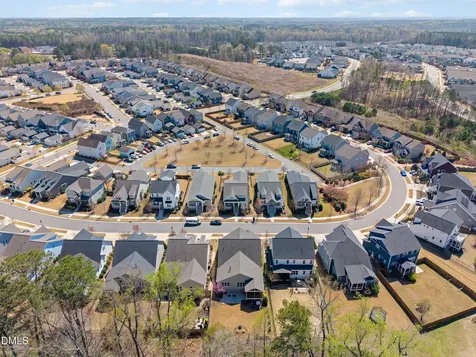 913 Groveview Wynd Wendell NC 27591