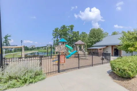 913 Groveview Wynd Wendell NC 27591