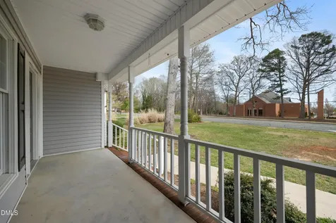 2821 Edgewood Avenue Burlington NC 27215