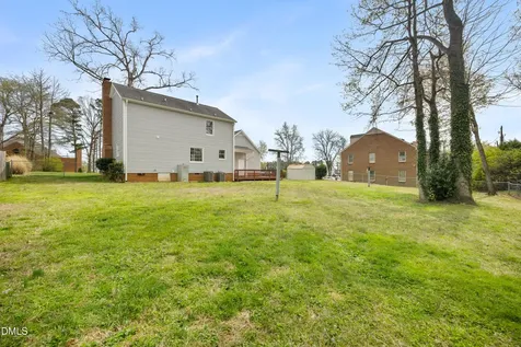 2821 Edgewood Avenue Burlington NC 27215