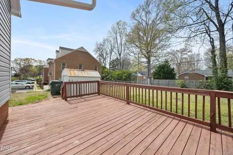 2821 Edgewood Avenue Burlington NC 27215
