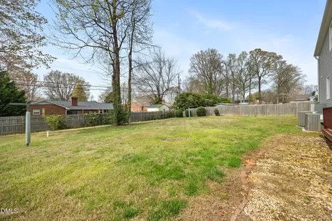 2821 Edgewood Avenue Burlington NC 27215