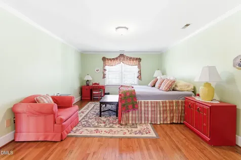 2306 Hickory Avenue Burlington NC 27215