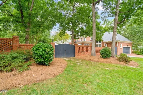 2306 Hickory Avenue Burlington NC 27215