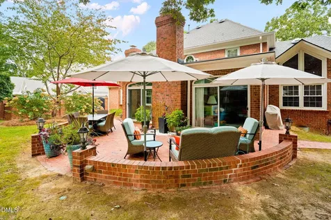 2306 Hickory Avenue Burlington NC 27215