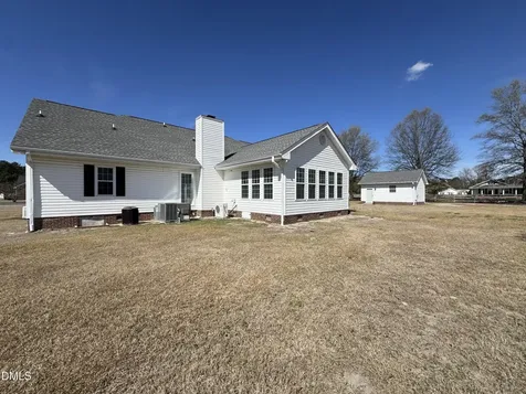 35 Oak Hill Drive Dunn NC 28334