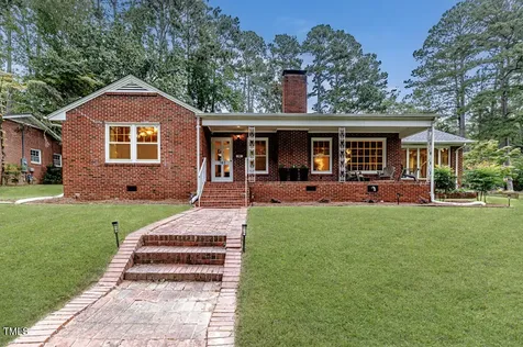 702 N Vance Street Sanford NC 27330