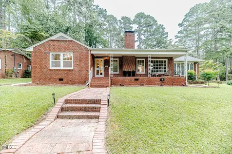 702 N Vance Street Sanford NC 27330