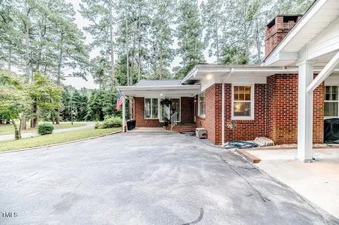 702 N Vance Street Sanford NC 27330