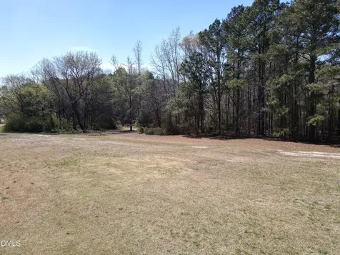 405 Old Eason Zebulon NC 27597