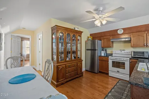 828 Chair Factory Road Whiteville NC 28472
