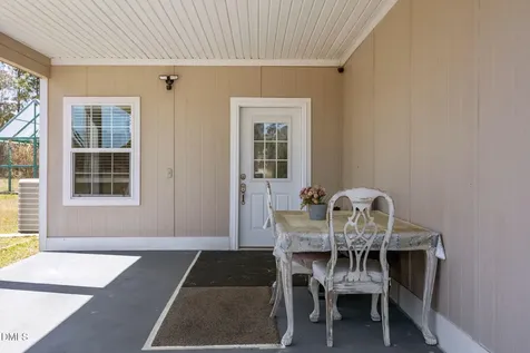 828 Chair Factory Road Whiteville NC 28472