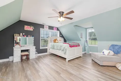 274 S Chaucer Way Kittrell NC 27544