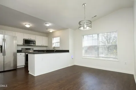 521 Renshaw Court Cary NC 27518