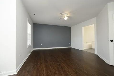 521 Renshaw Court Cary NC 27518