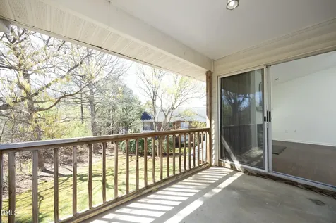 521 Renshaw Court Cary NC 27518