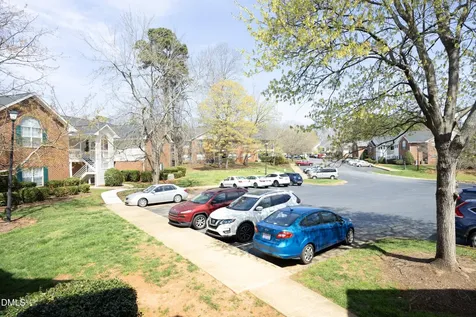 521 Renshaw Court Cary NC 27518