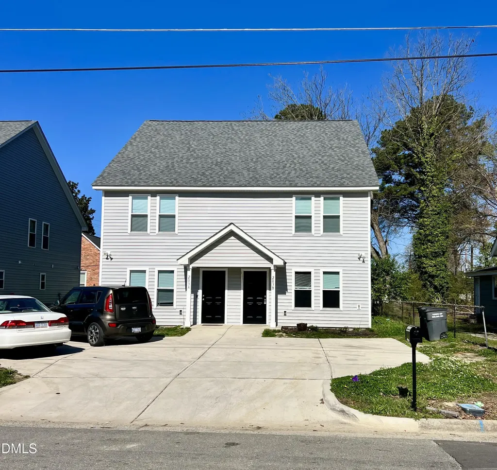 203 N Sellers Street Selma NC 27576